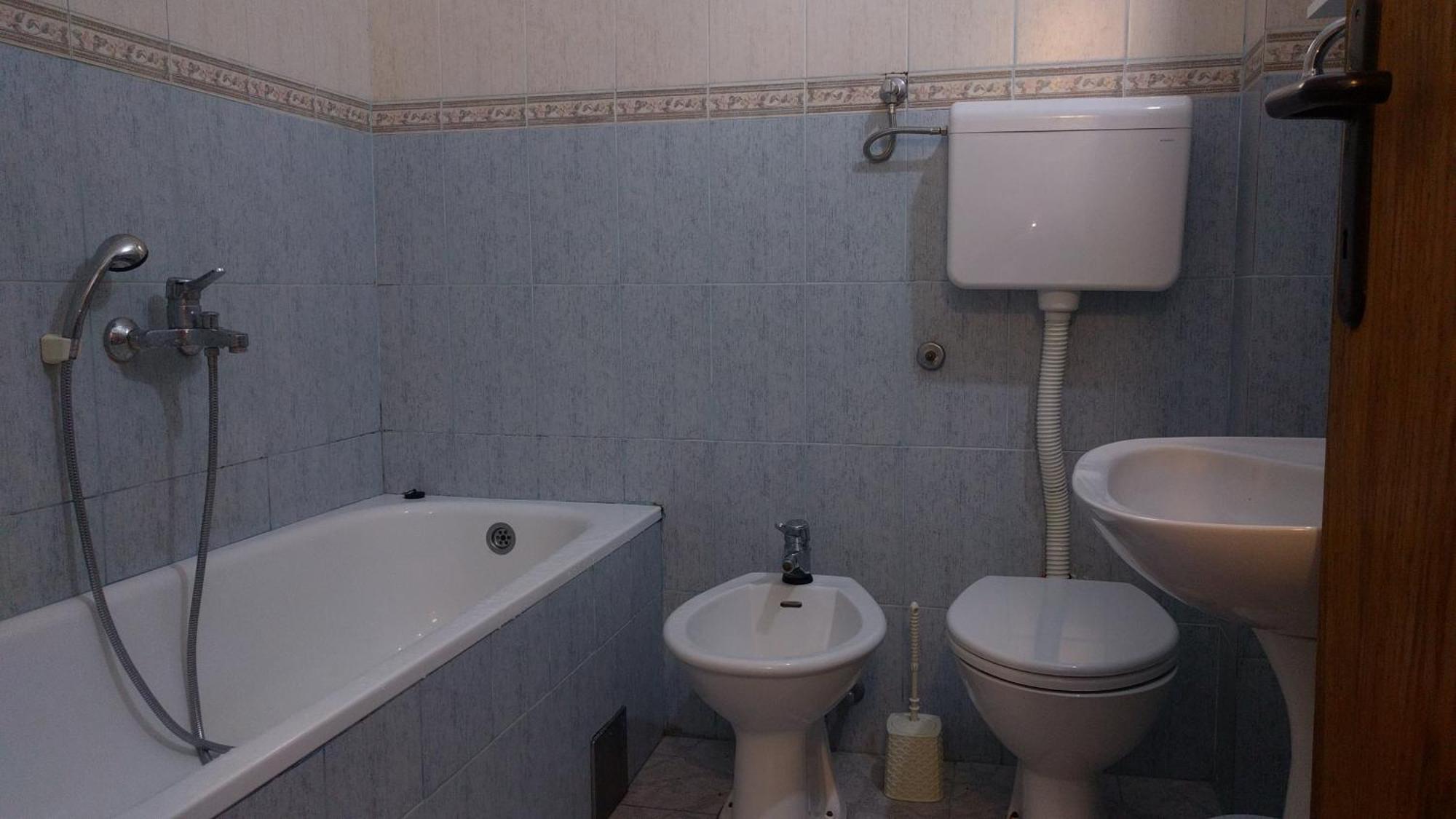 Apartment Spuza Улцин Стая снимка