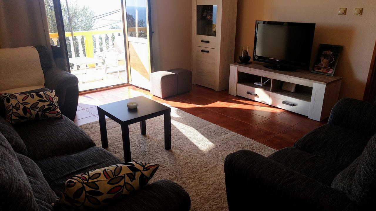 Apartment Spuza Улцин Екстериор снимка